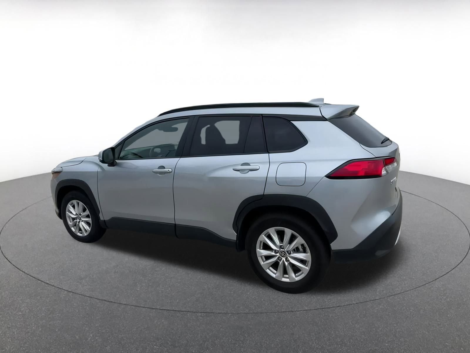 Thumbnail: 2024 Toyota Corolla Cross - 10