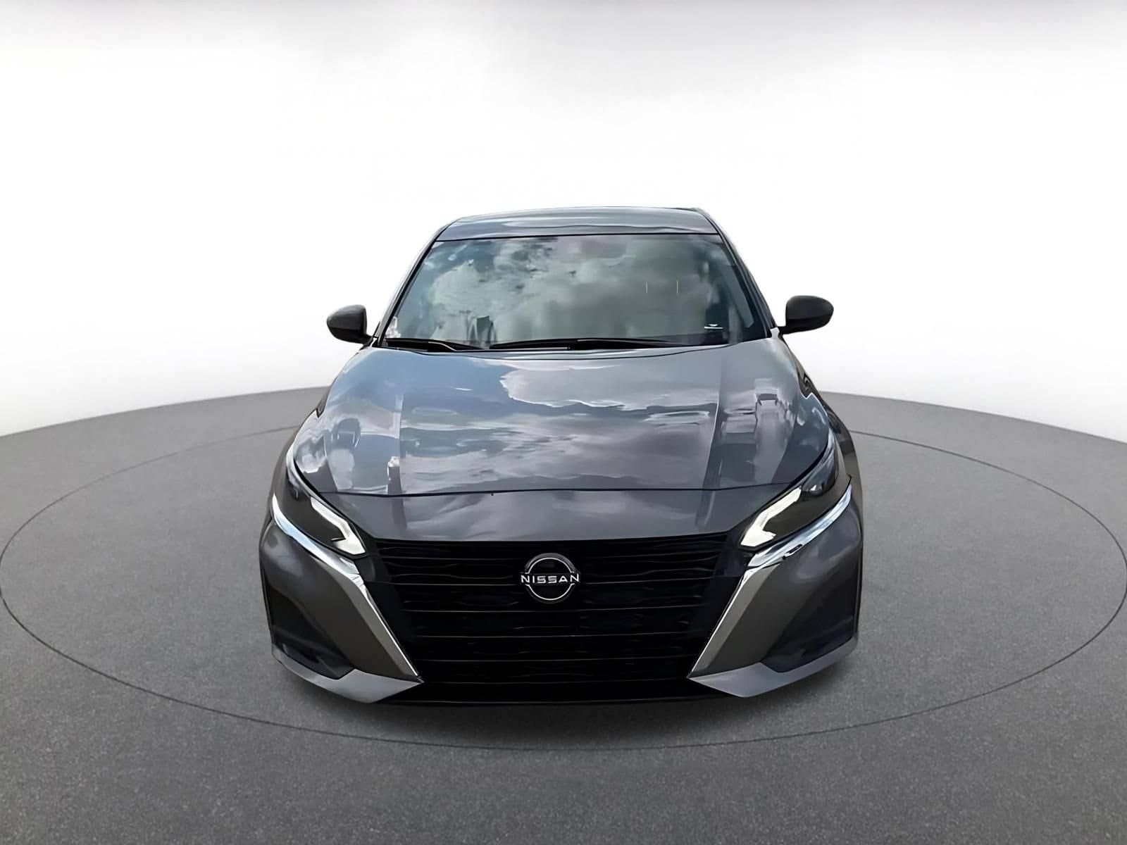 Thumbnail: 2025 Nissan Altima - 4