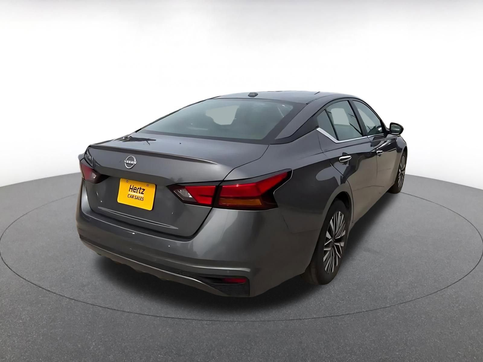 Thumbnail: 2025 Nissan Altima - 15