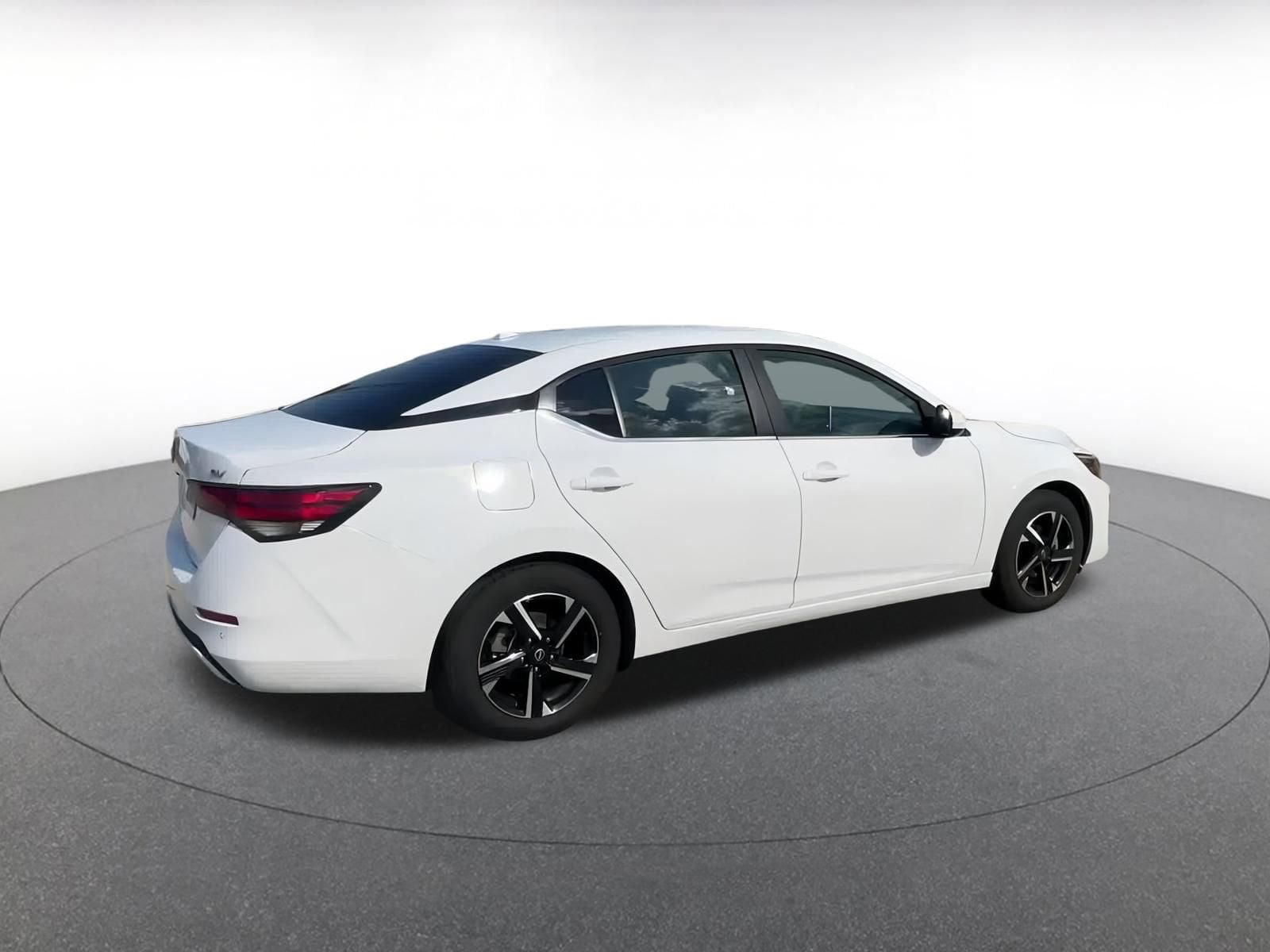 Thumbnail: 2024 Nissan Sentra - 16