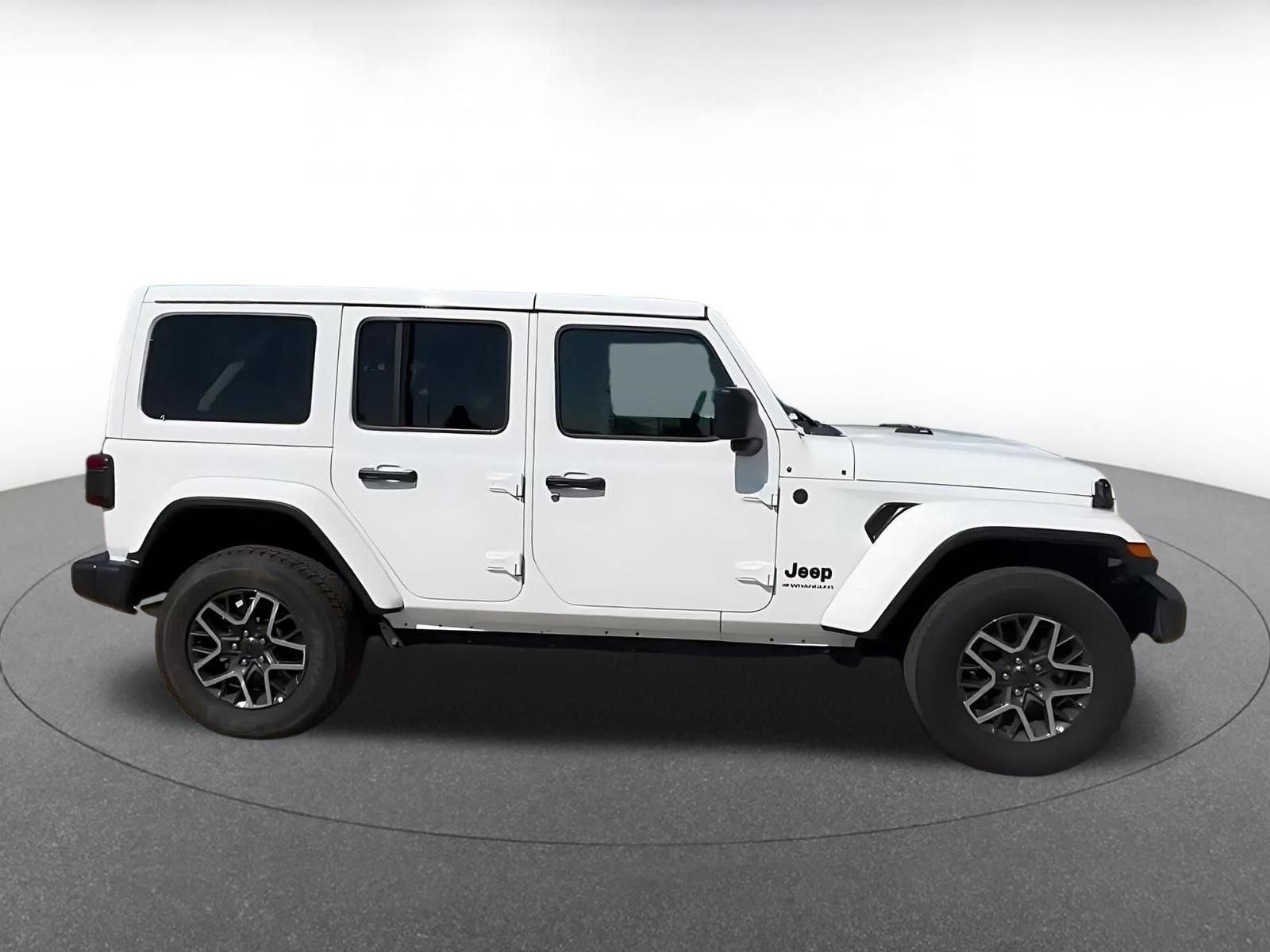 Thumbnail: 2025 Jeep Wrangler - 16