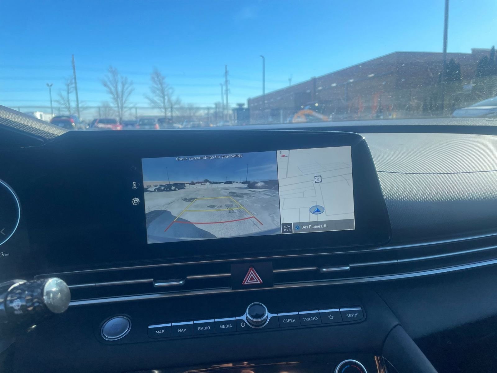 Thumbnail: 2025 Hyundai Elantra - 17