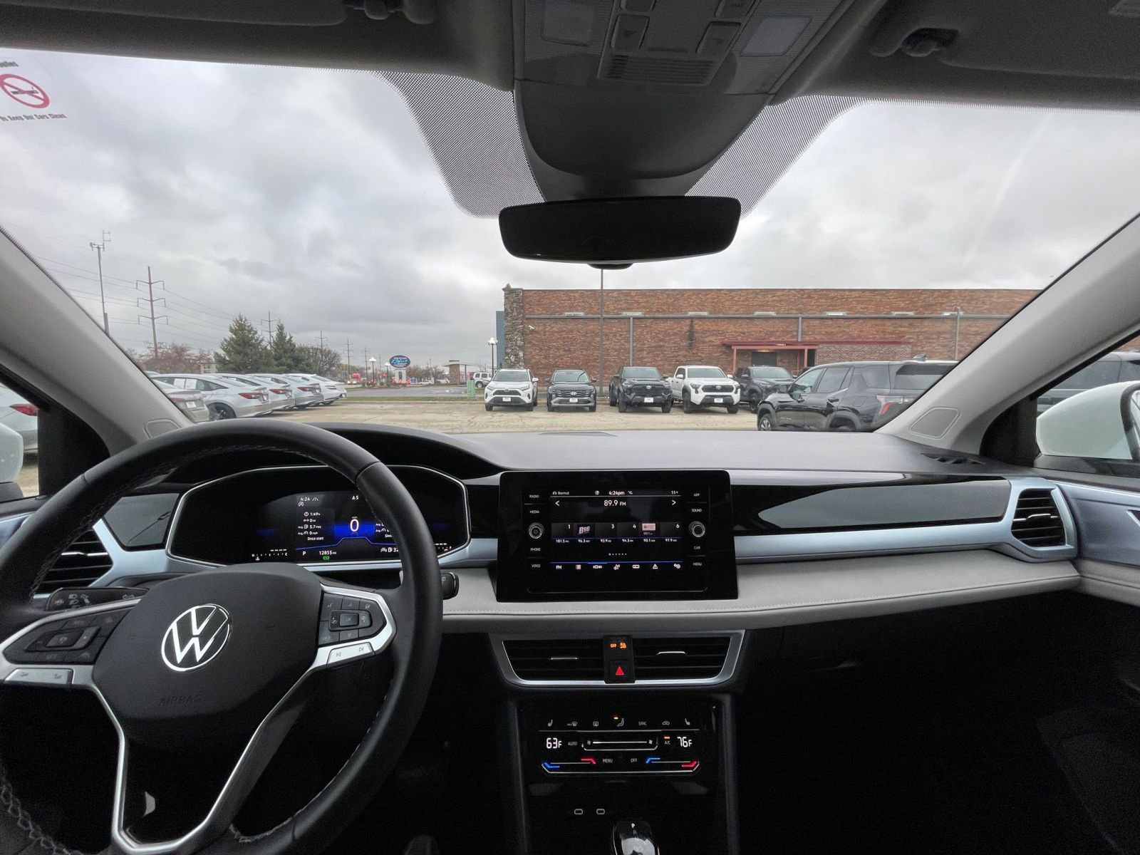 Thumbnail: 2025 Volkswagen Taos - 33