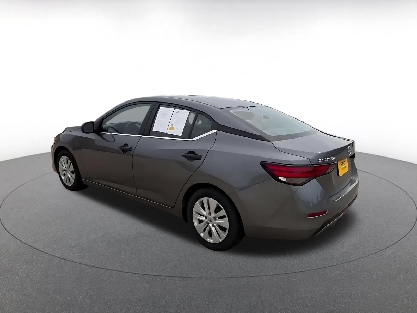 Thumbnail: 2025 Nissan Sentra - 10
