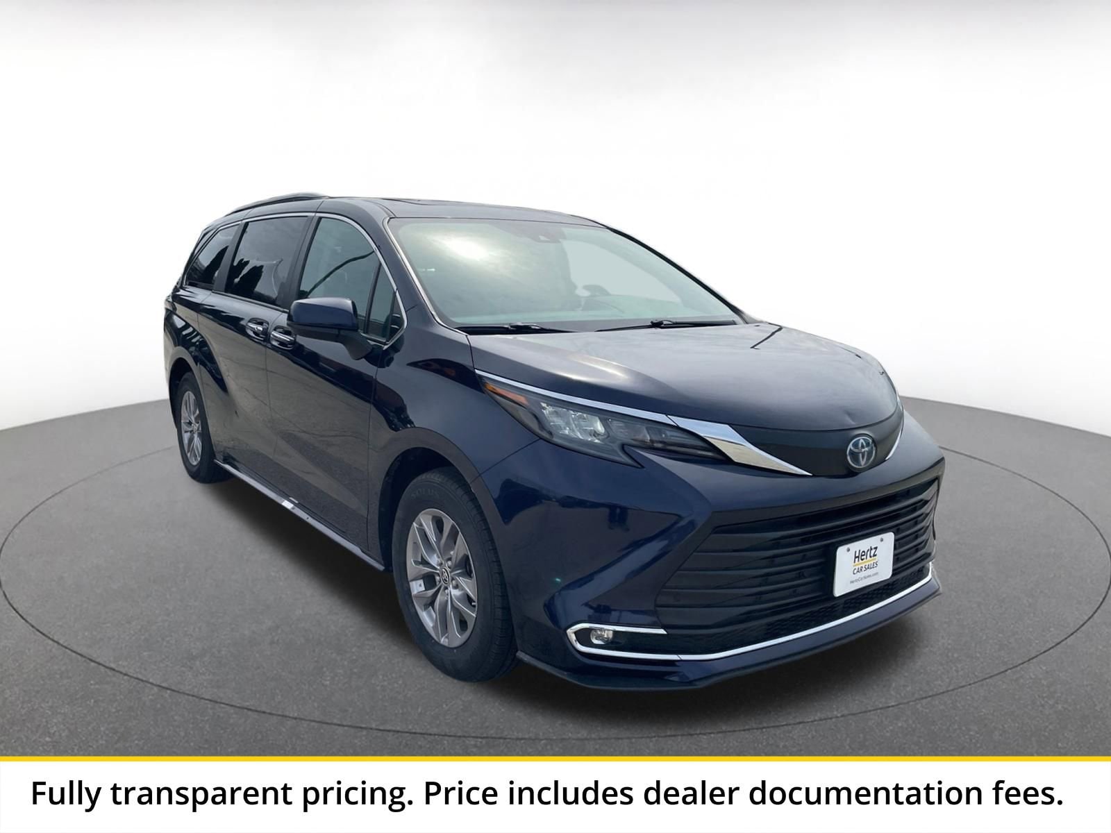 Thumbnail: 2024 Toyota Sienna - 1