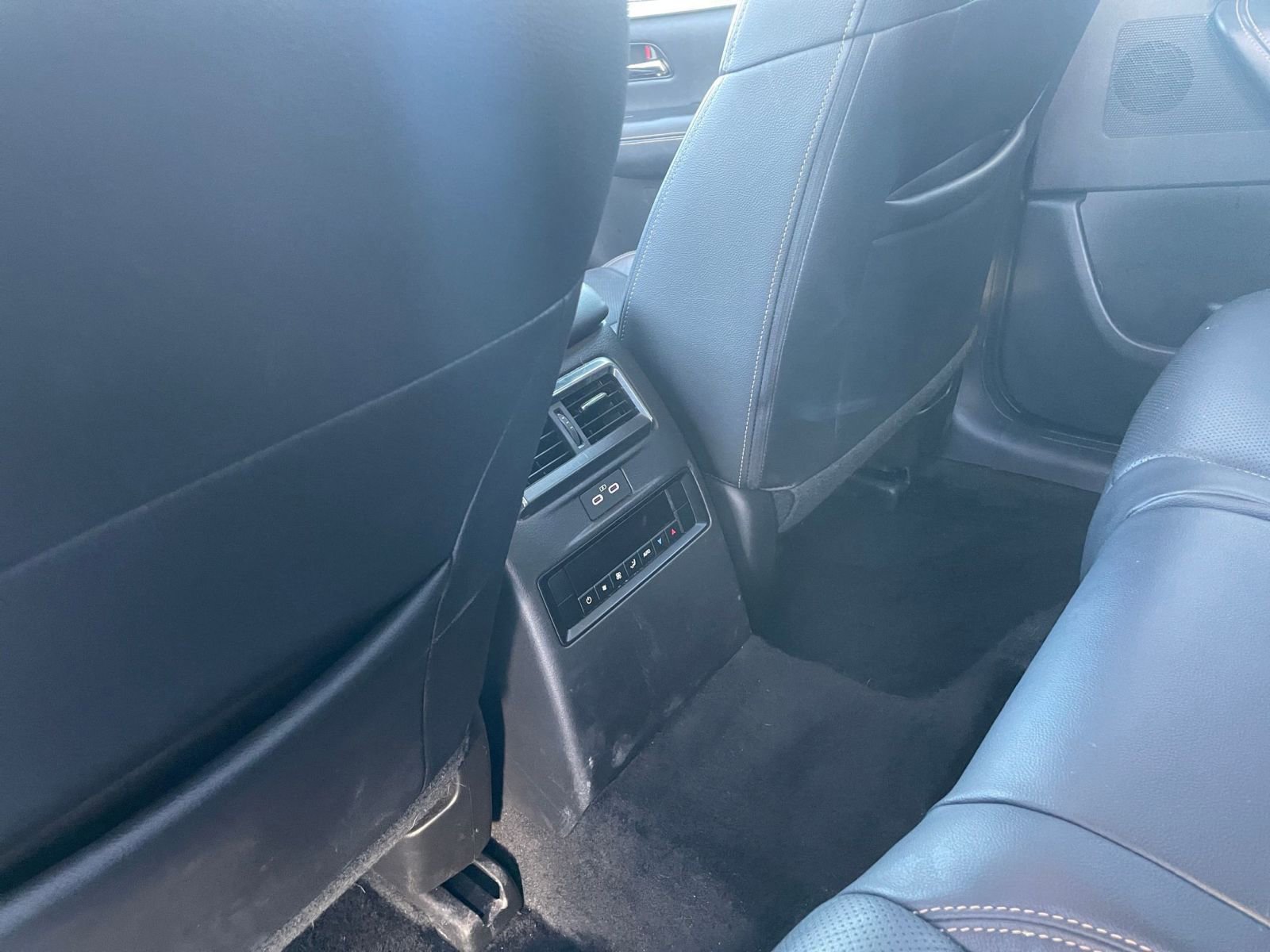 Thumbnail: 2025 Mazda CX-90 - 24