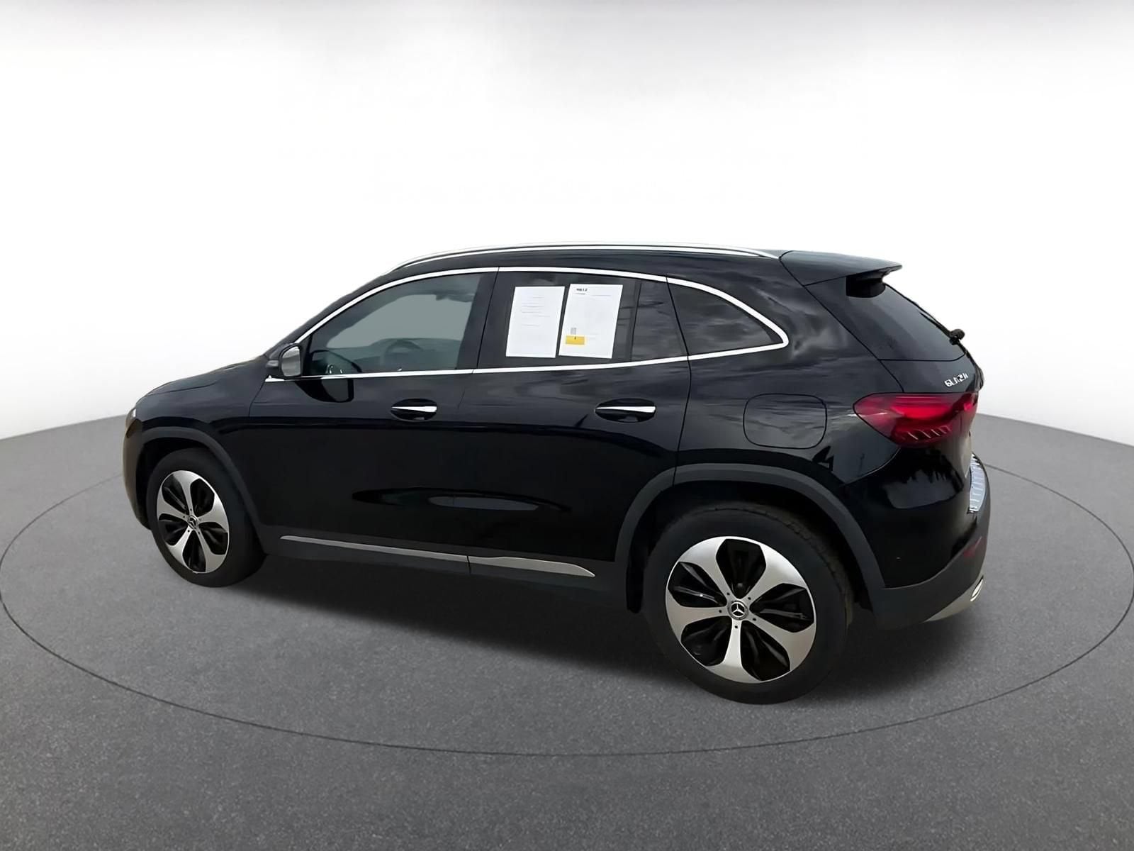 Thumbnail: 2025 Mercedes-Benz GLA - 10