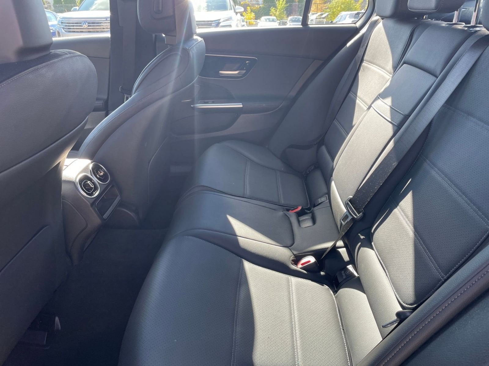 Thumbnail: 2024 Mercedes-Benz C-Class - 25