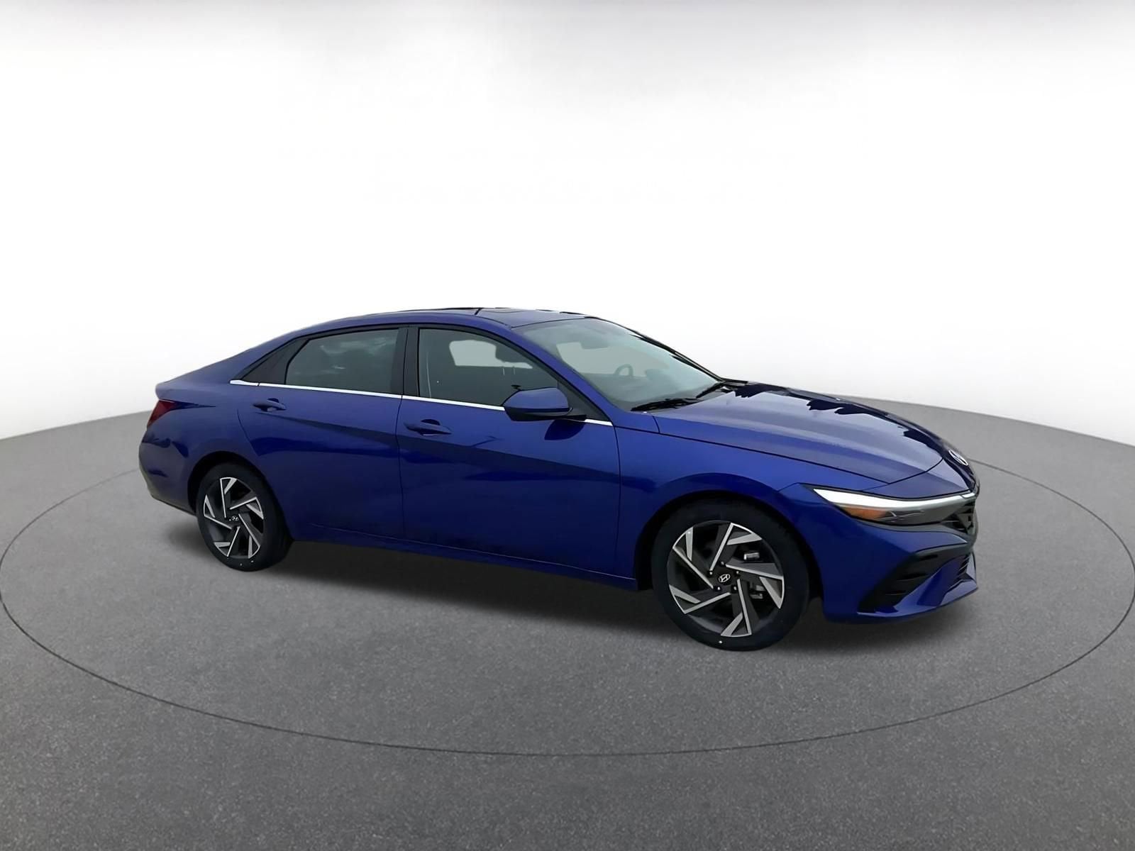 Thumbnail: 2025 Hyundai Elantra - 2