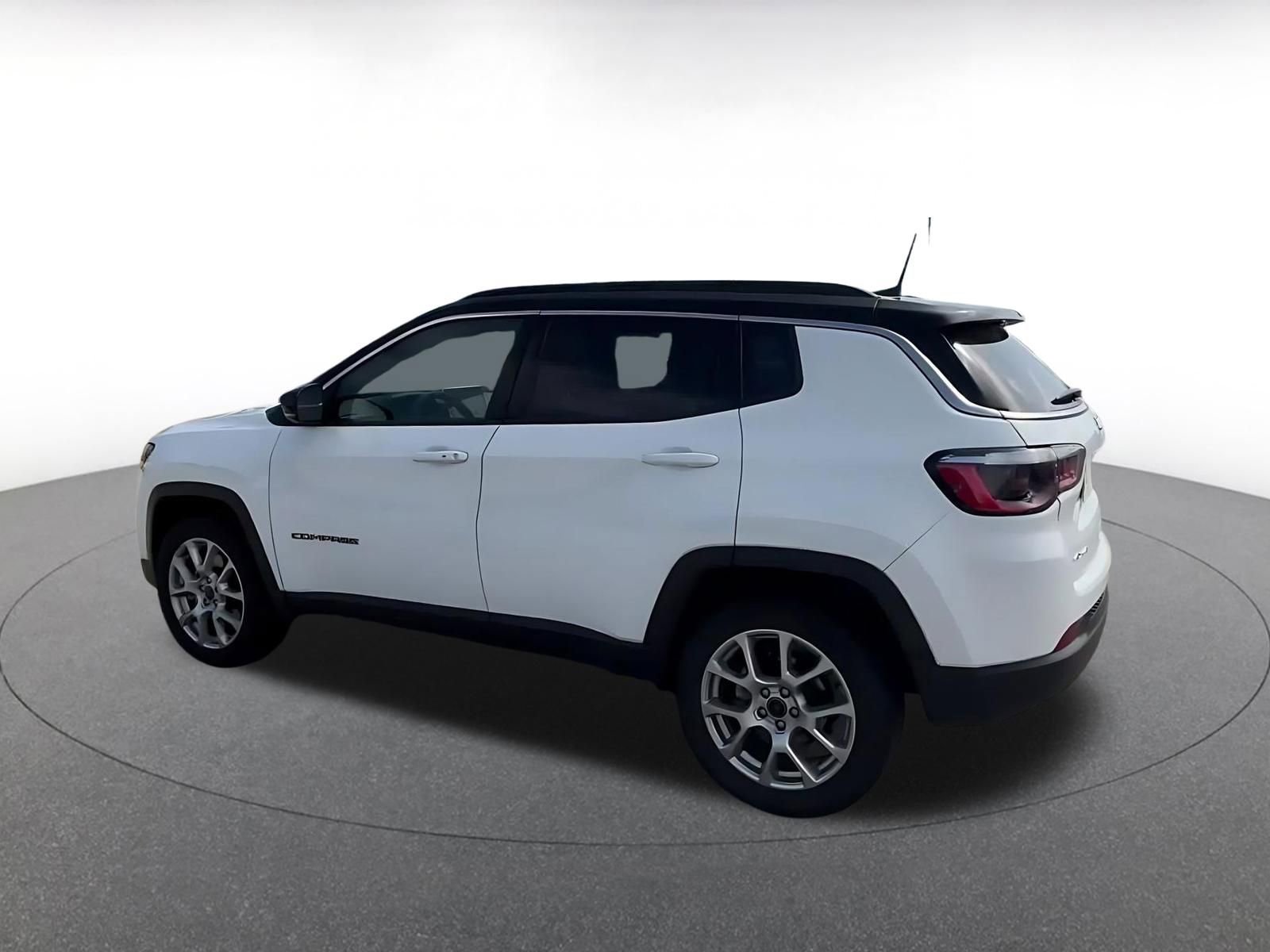 Thumbnail: 2025 Jeep Compass - 10