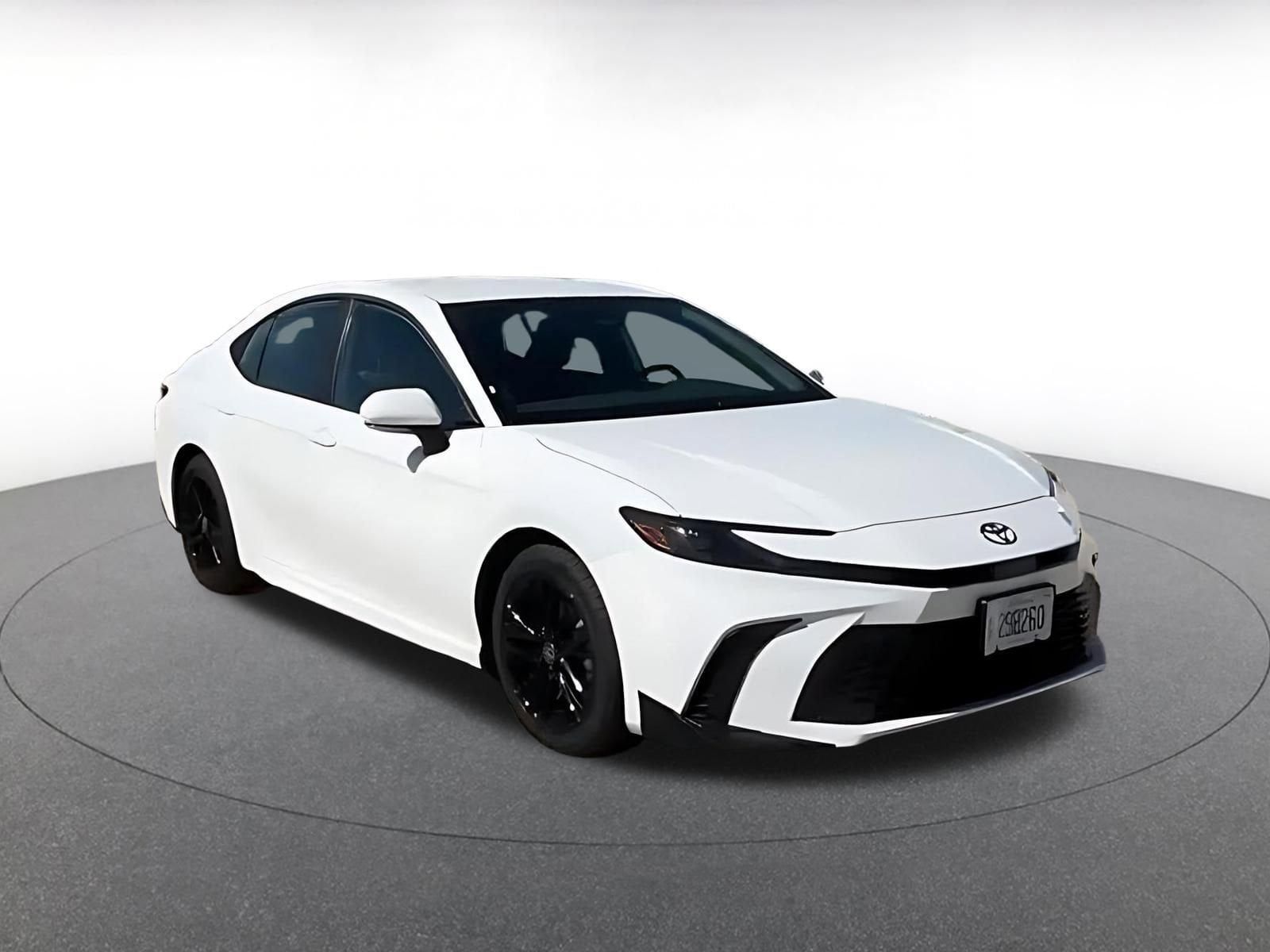 Thumbnail: 2025 Toyota Camry - 3