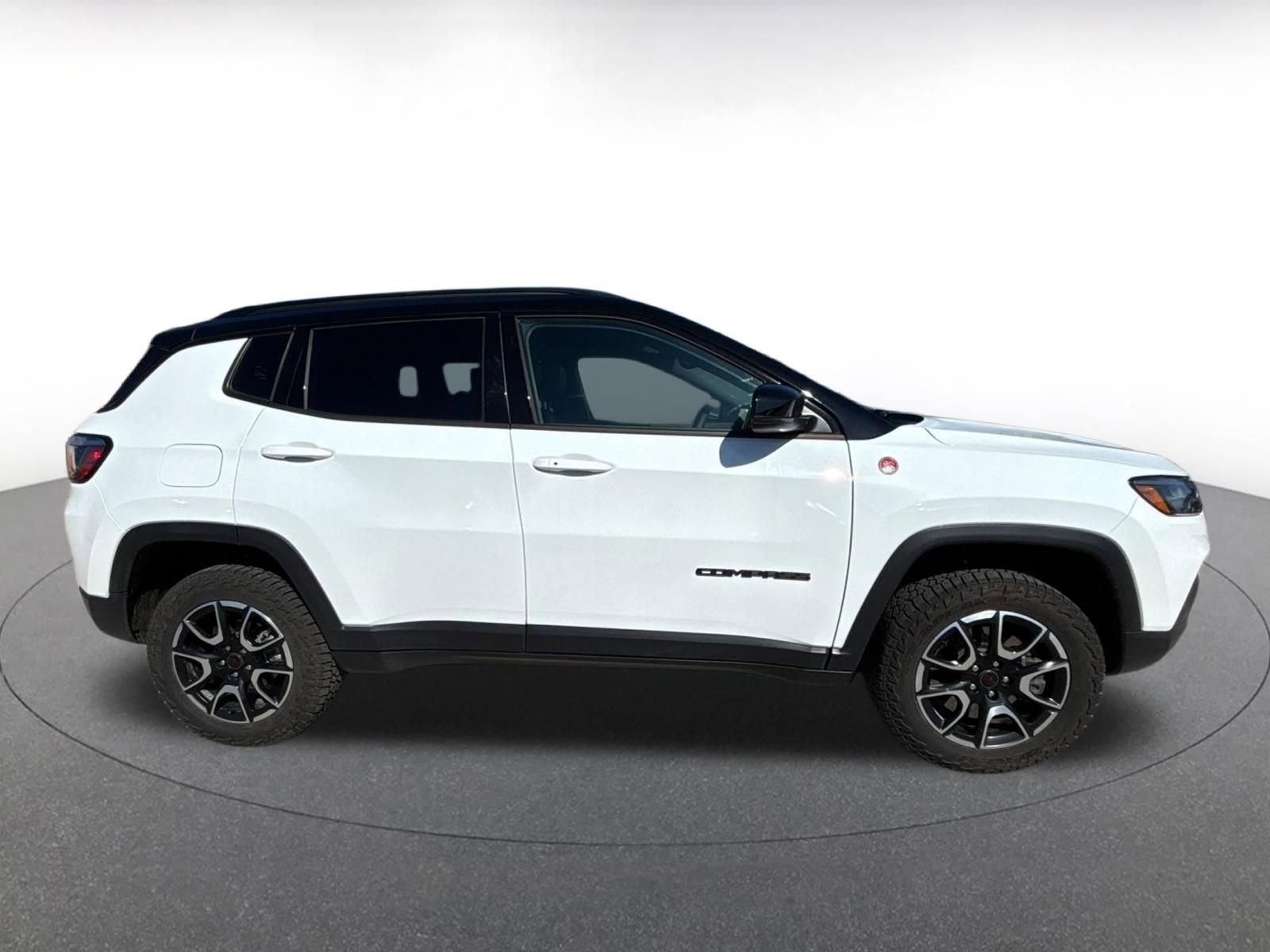 Thumbnail: 2025 Jeep Compass - 23