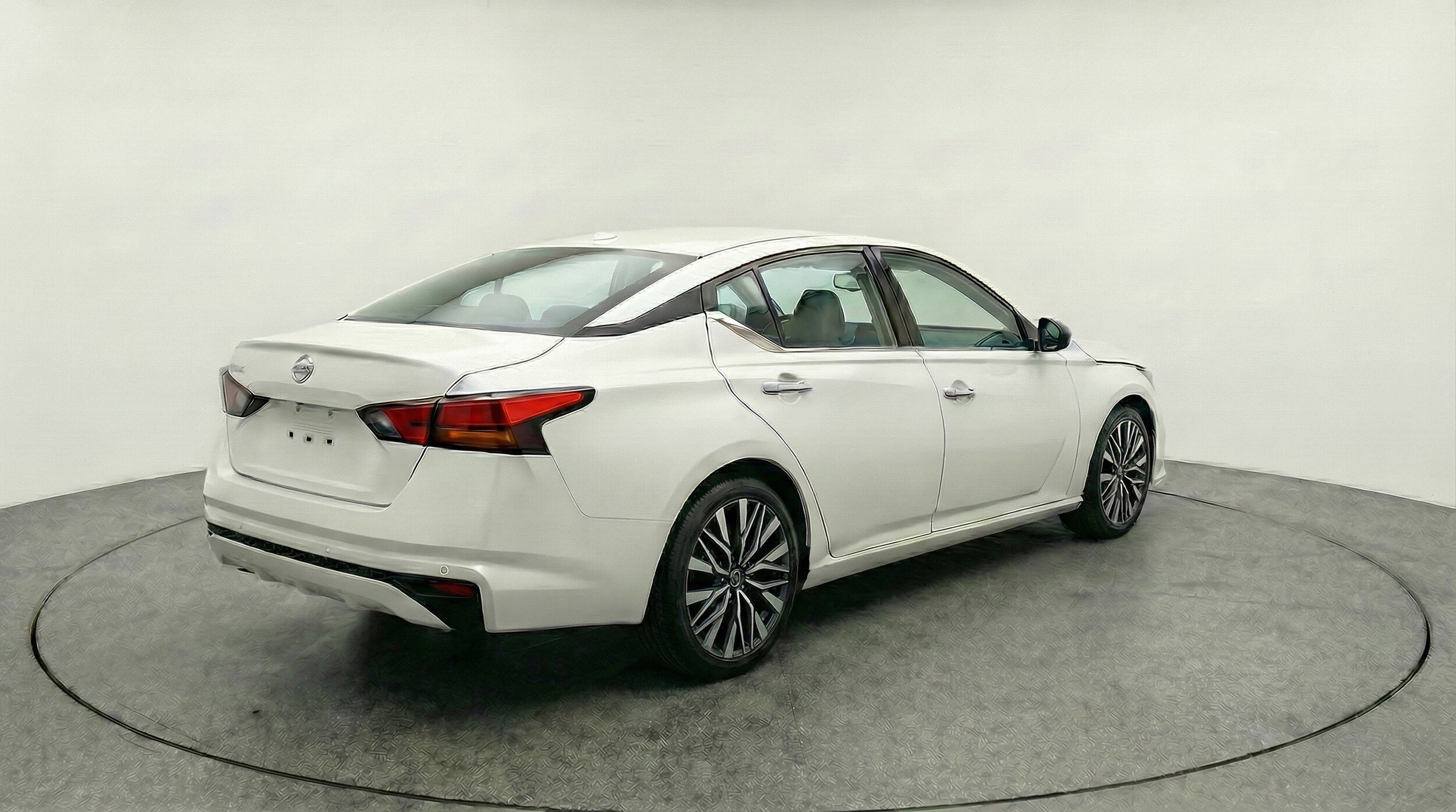 Thumbnail: 2025 Nissan Altima - 11