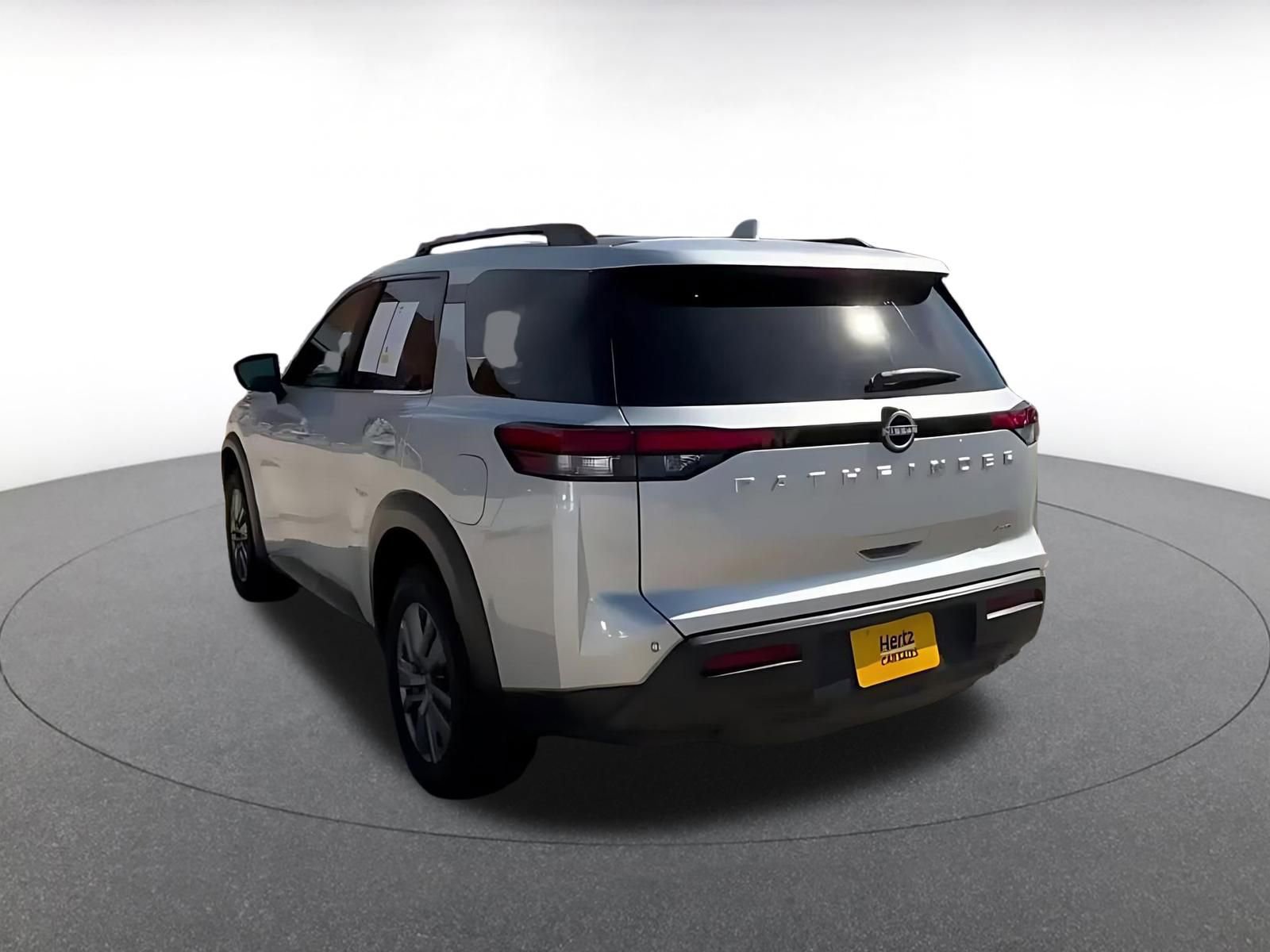 Thumbnail: 2025 Nissan Pathfinder - 11