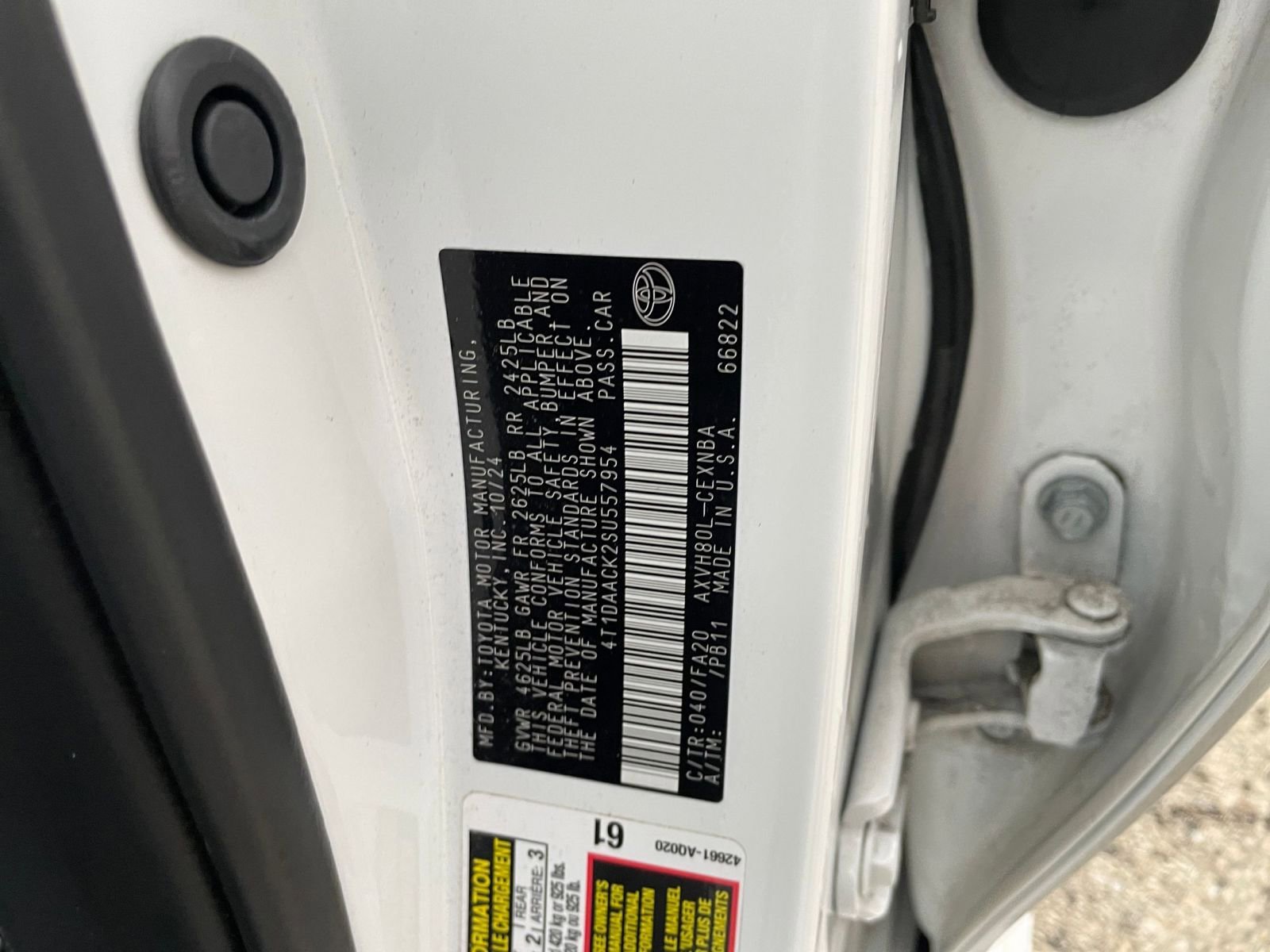 Thumbnail: 2025 Toyota Camry - 27