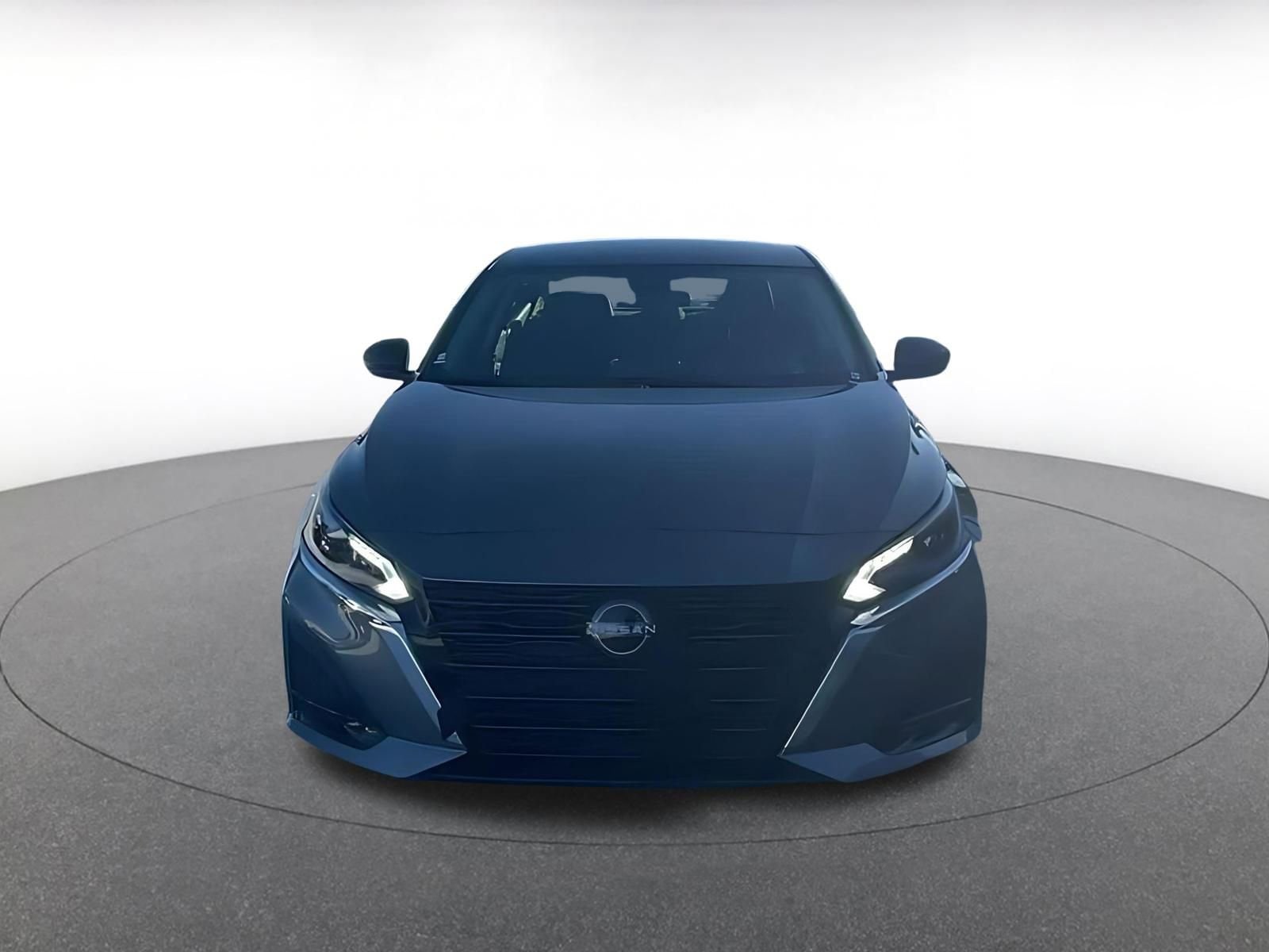 Thumbnail: 2025 Nissan Altima - 8