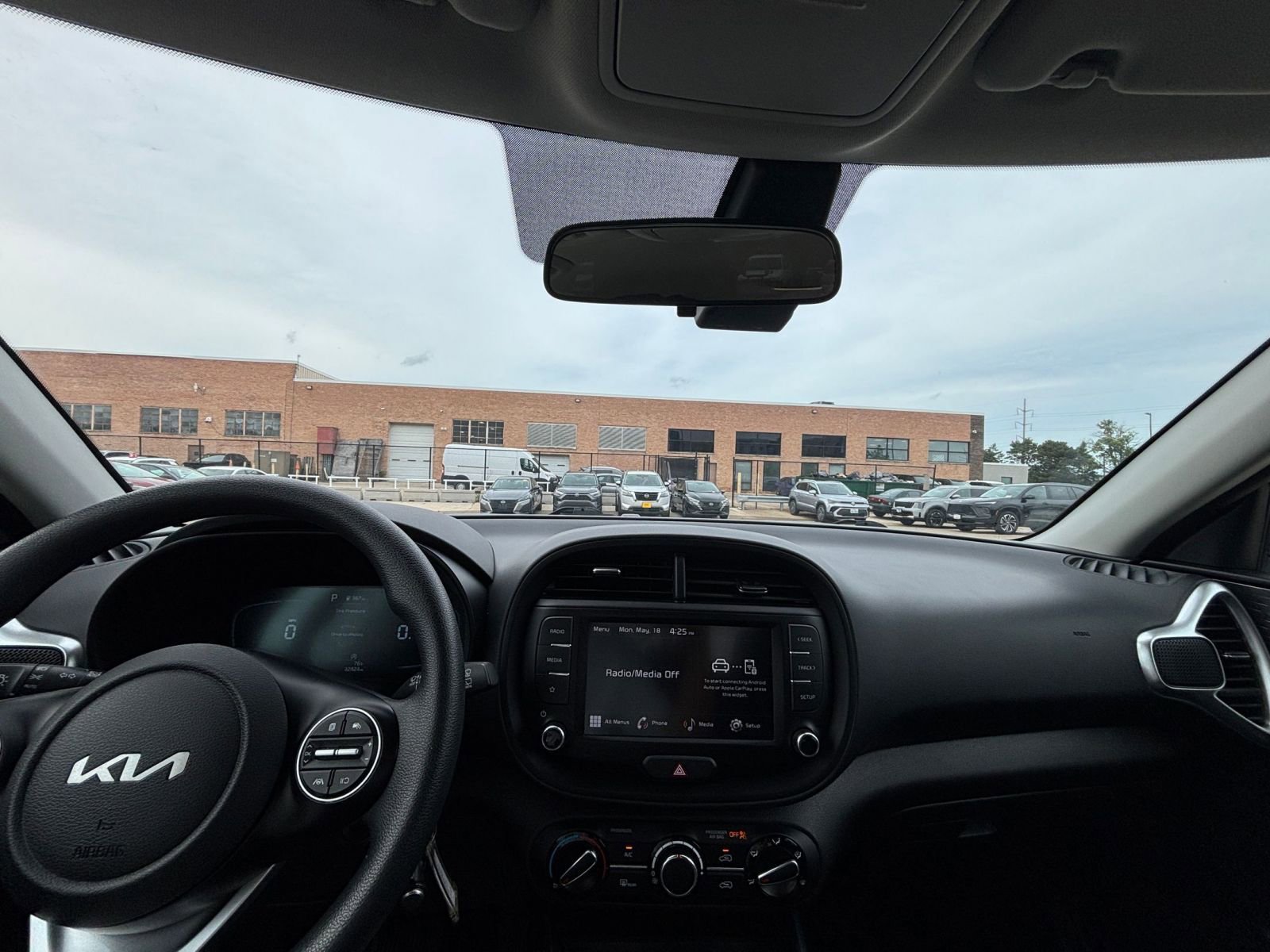 Thumbnail: 2025 Kia Soul - 31