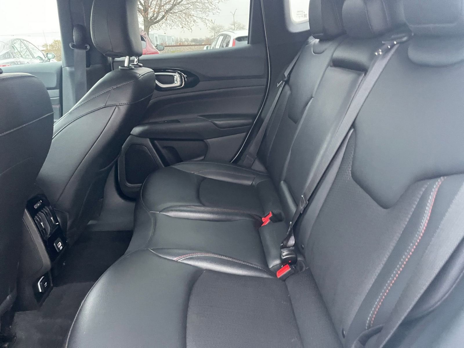 Thumbnail: 2025 Jeep Compass - 25