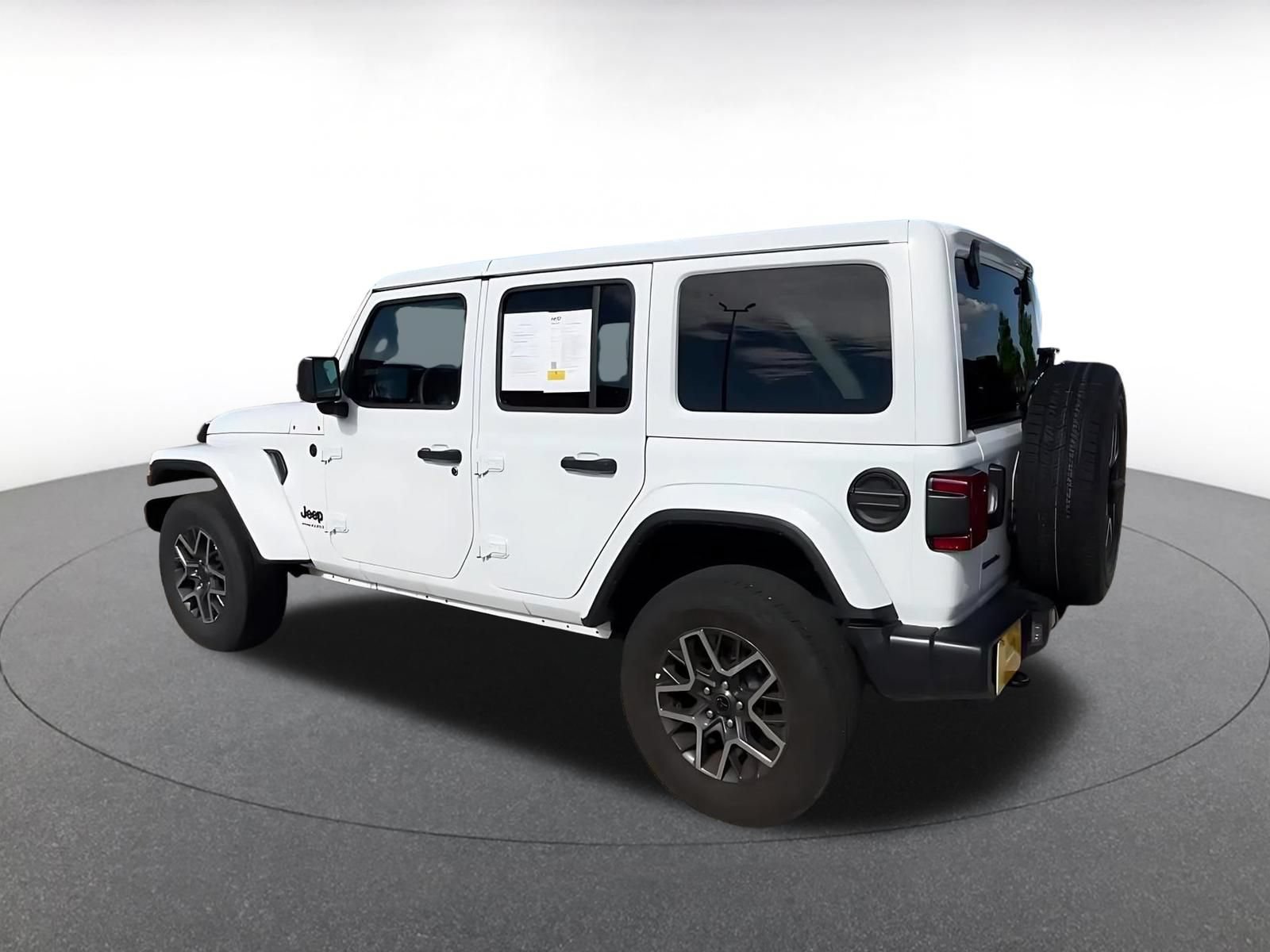 Thumbnail: 2025 Jeep Wrangler - 10