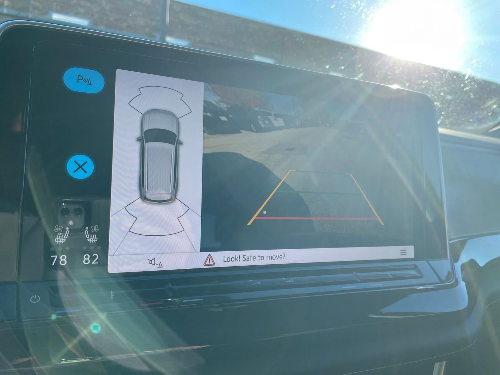 Thumbnail: 2025 Volkswagen Atlas - 17