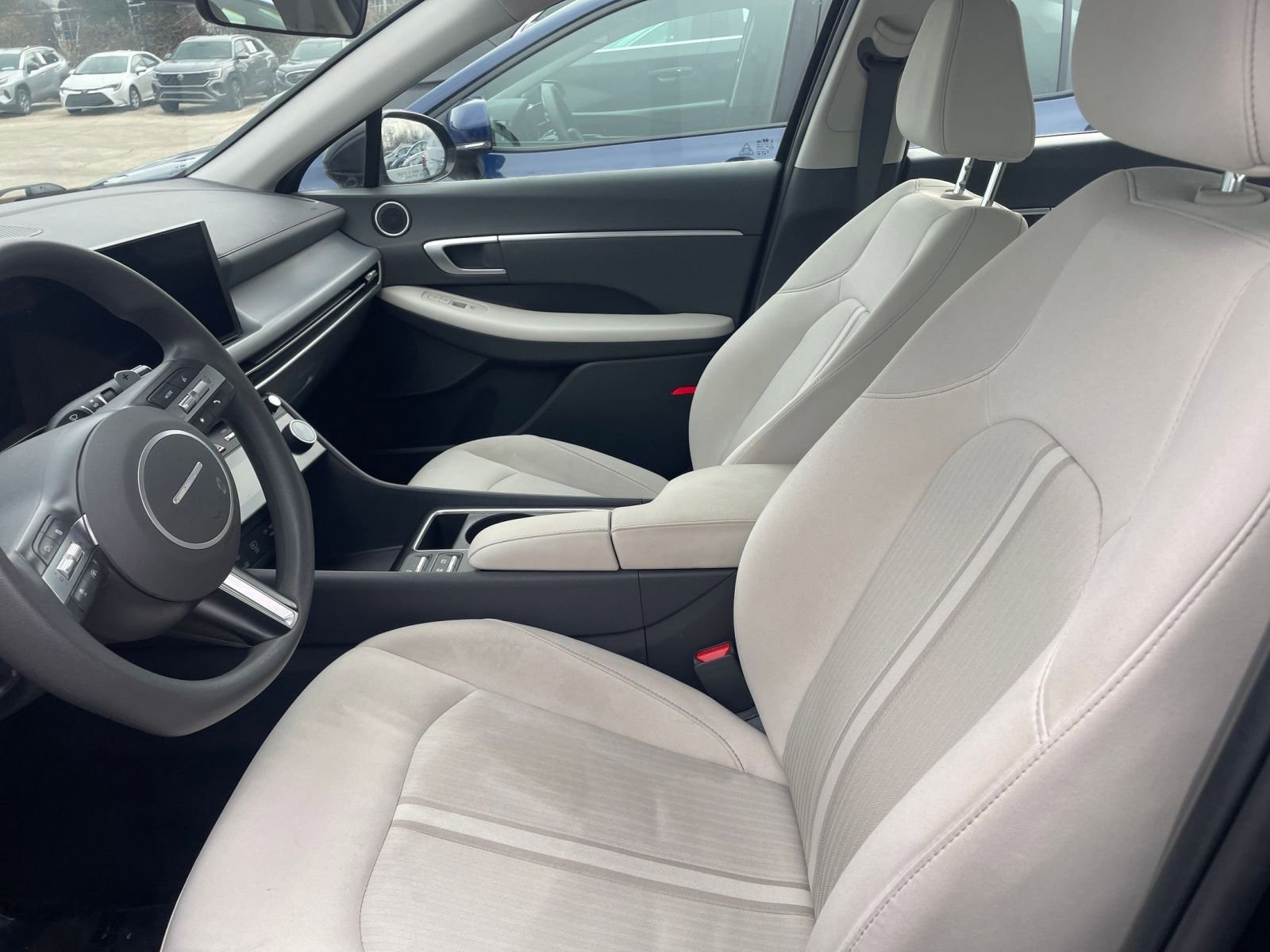 Thumbnail: 2025 Hyundai Sonata - 25