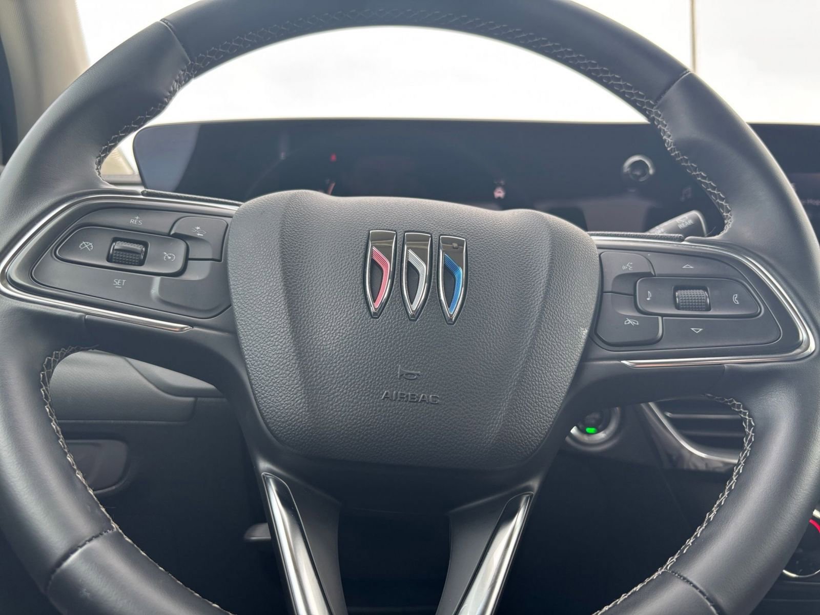 Thumbnail: 2025 Buick Encore GX - 27
