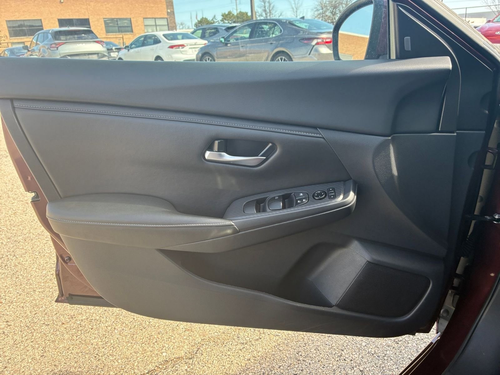 Thumbnail: 2025 Nissan Sentra - 18