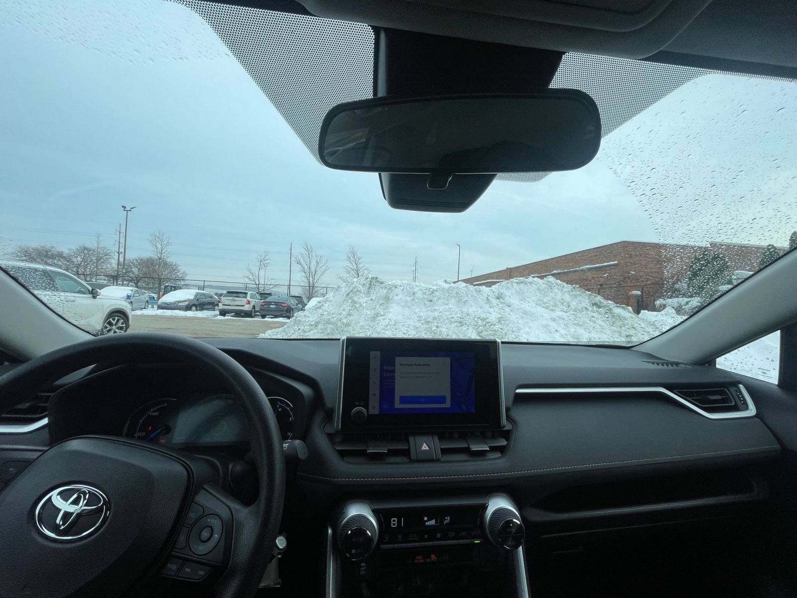 Thumbnail: 2025 Toyota RAV4 - 33