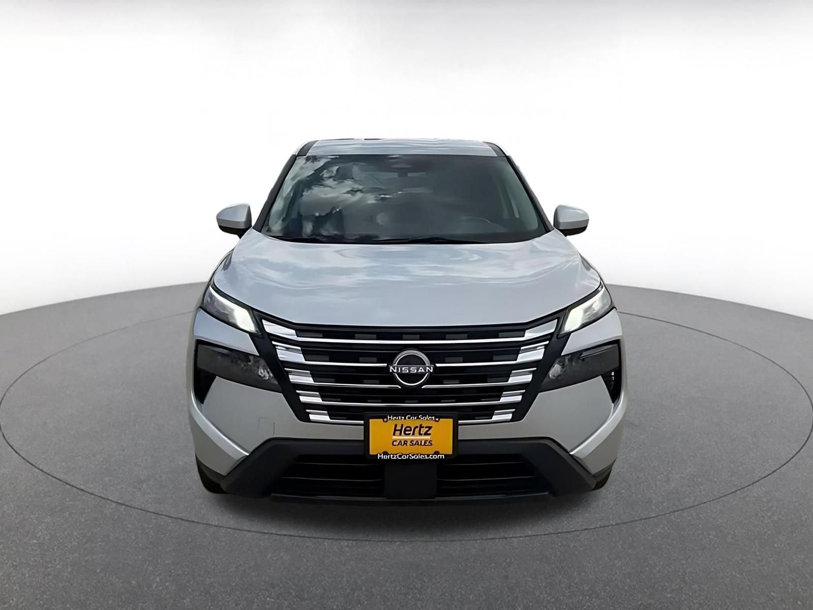 Thumbnail: 2025 Nissan Rogue - 4