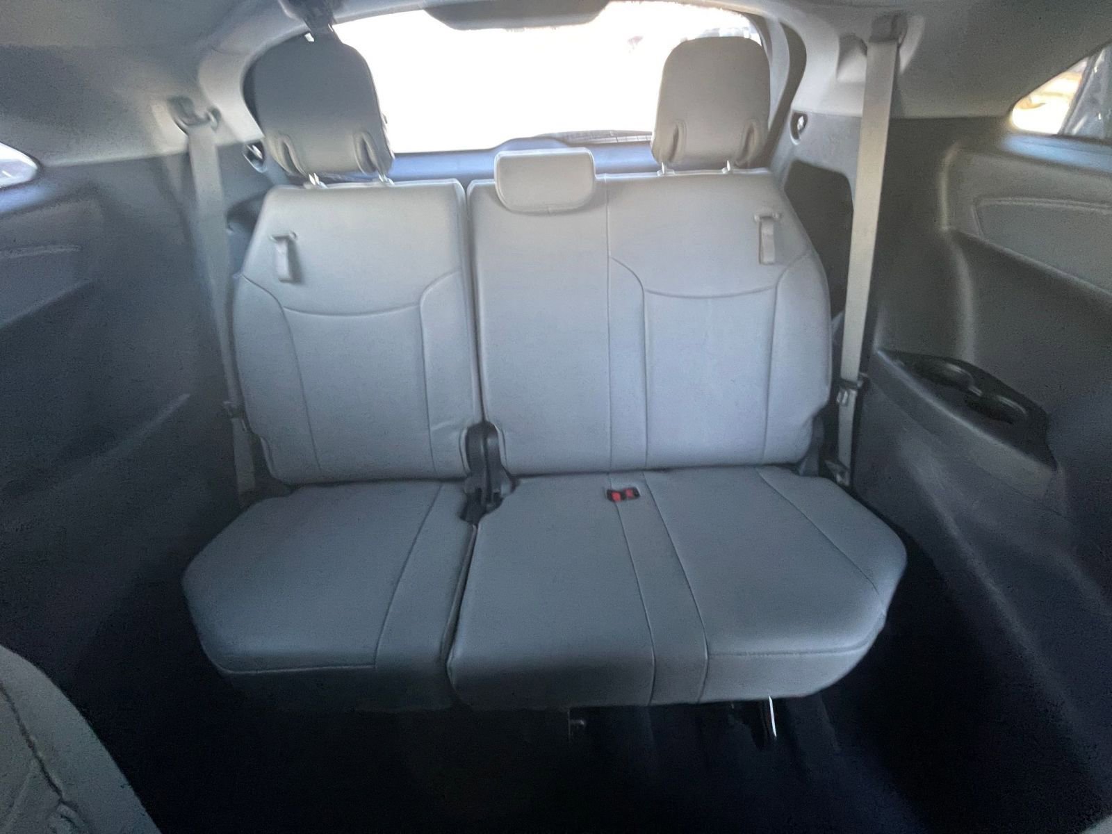 Thumbnail: 2025 Toyota Sienna - 17