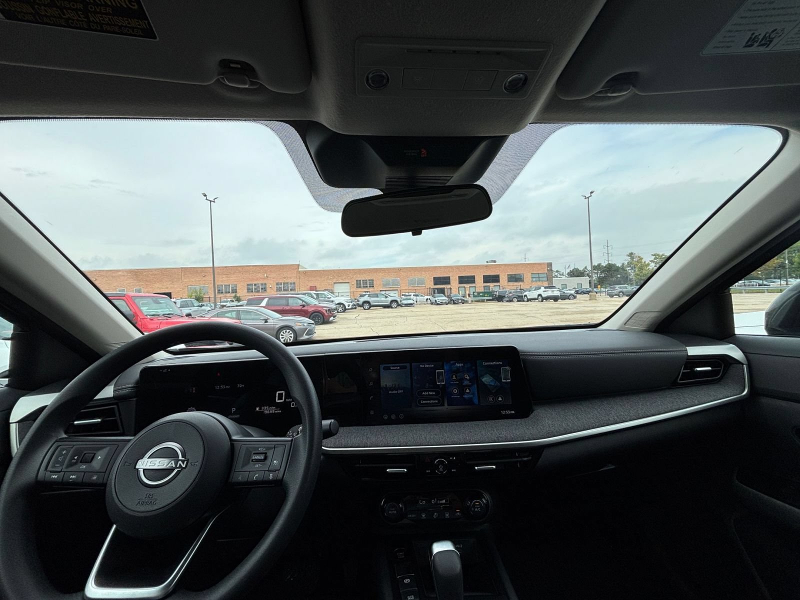 Thumbnail: 2026 Nissan Kicks - 31