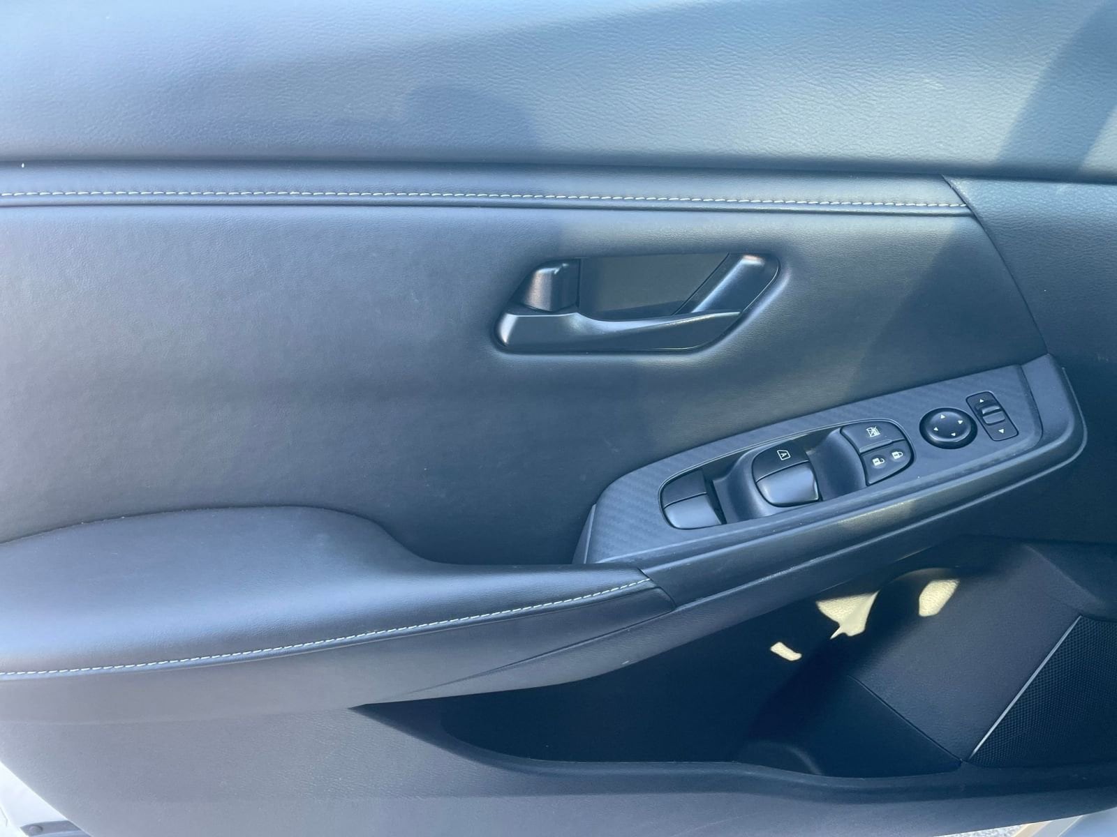 Thumbnail: 2025 Nissan Sentra - 20