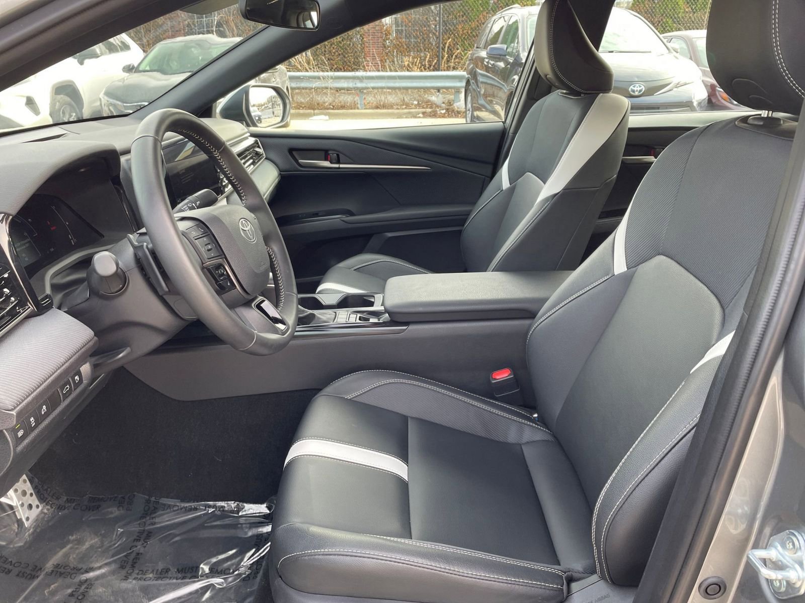 Thumbnail: 2025 Toyota Camry - 27