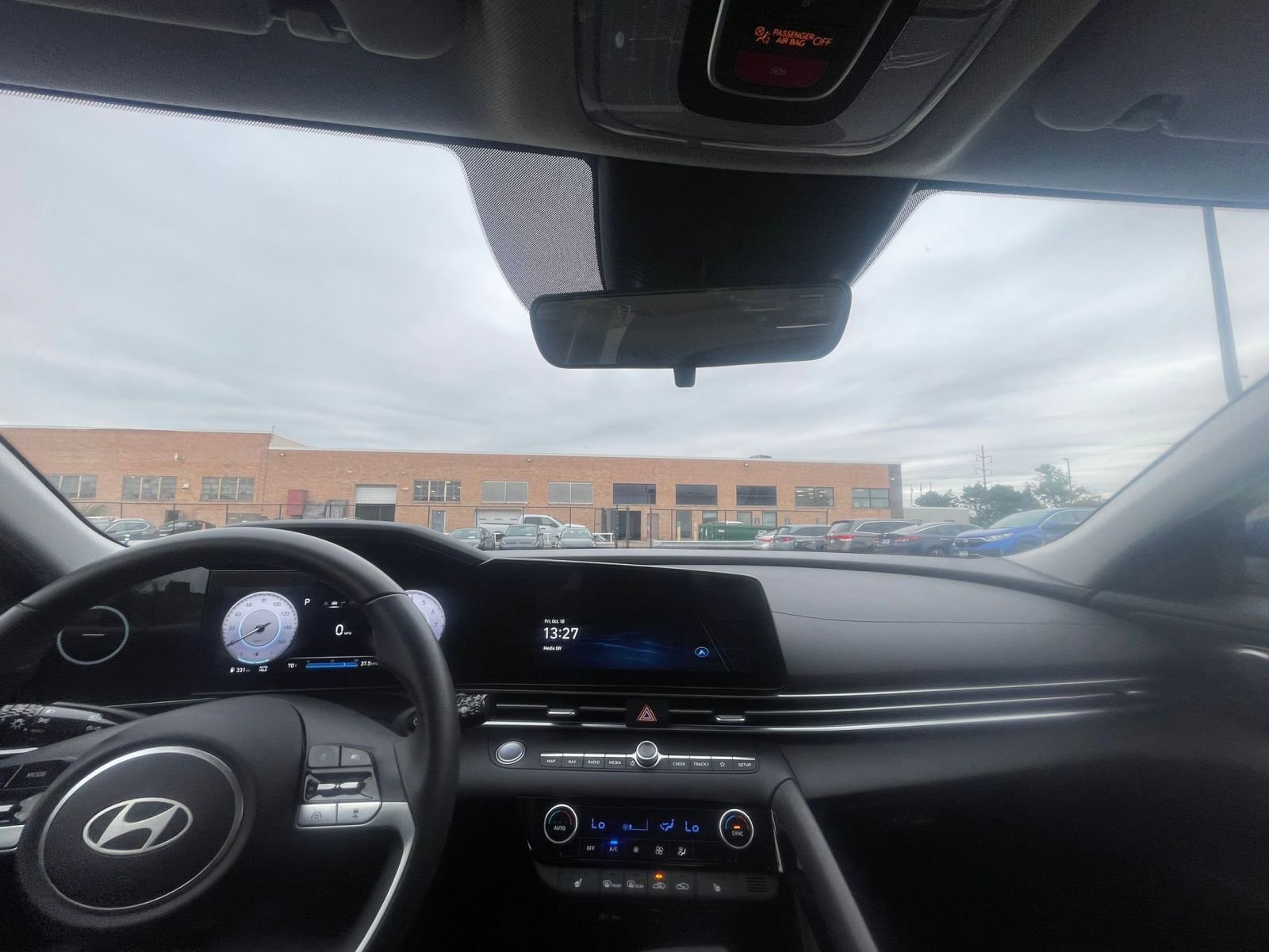 Thumbnail: 2025 Hyundai Elantra - 33