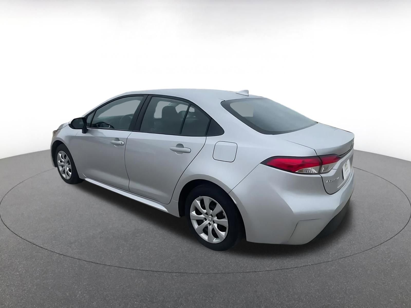 Thumbnail: 2025 Toyota Corolla - 10