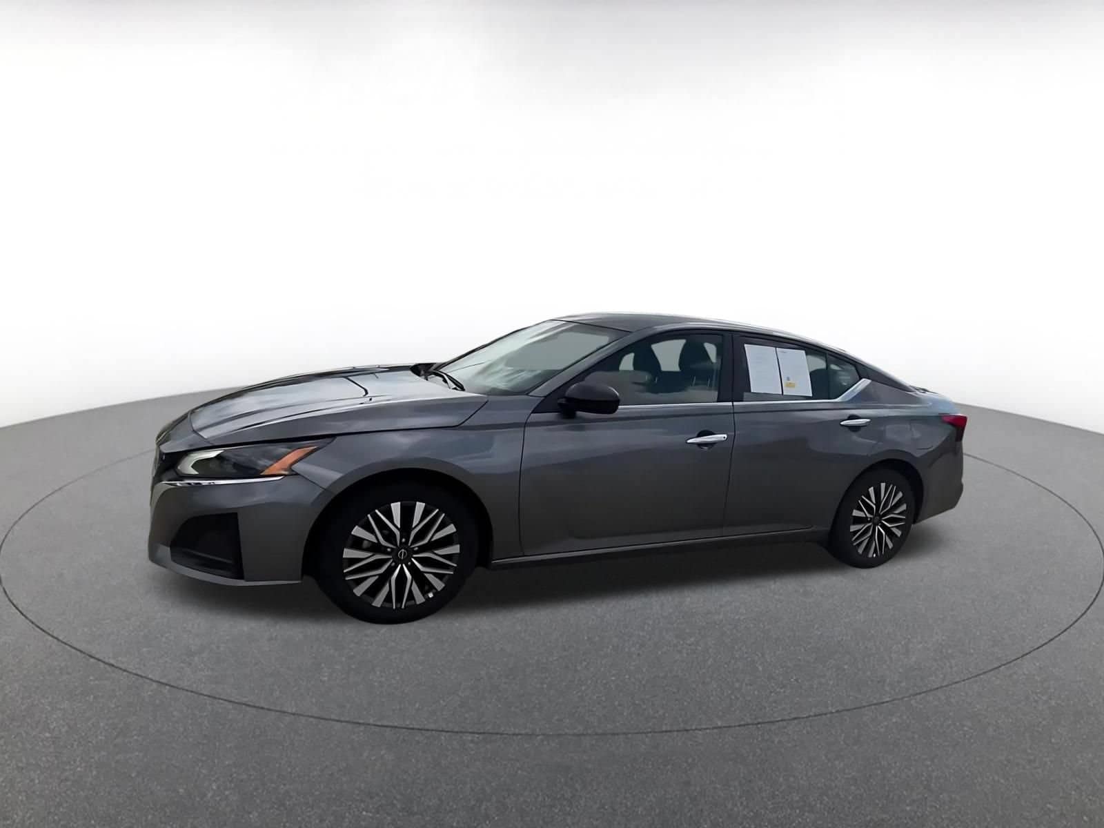 Thumbnail: 2025 Nissan Altima - 6