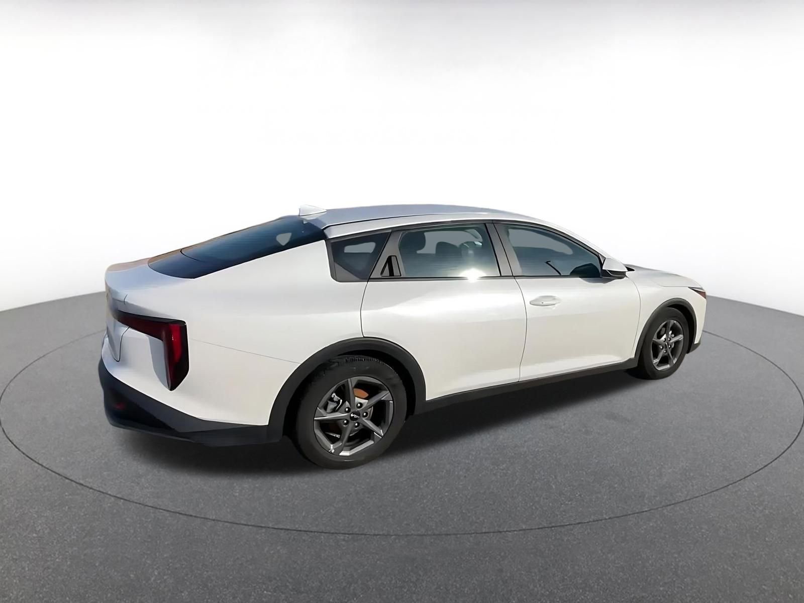 Thumbnail: 2025 Kia K4 - 15