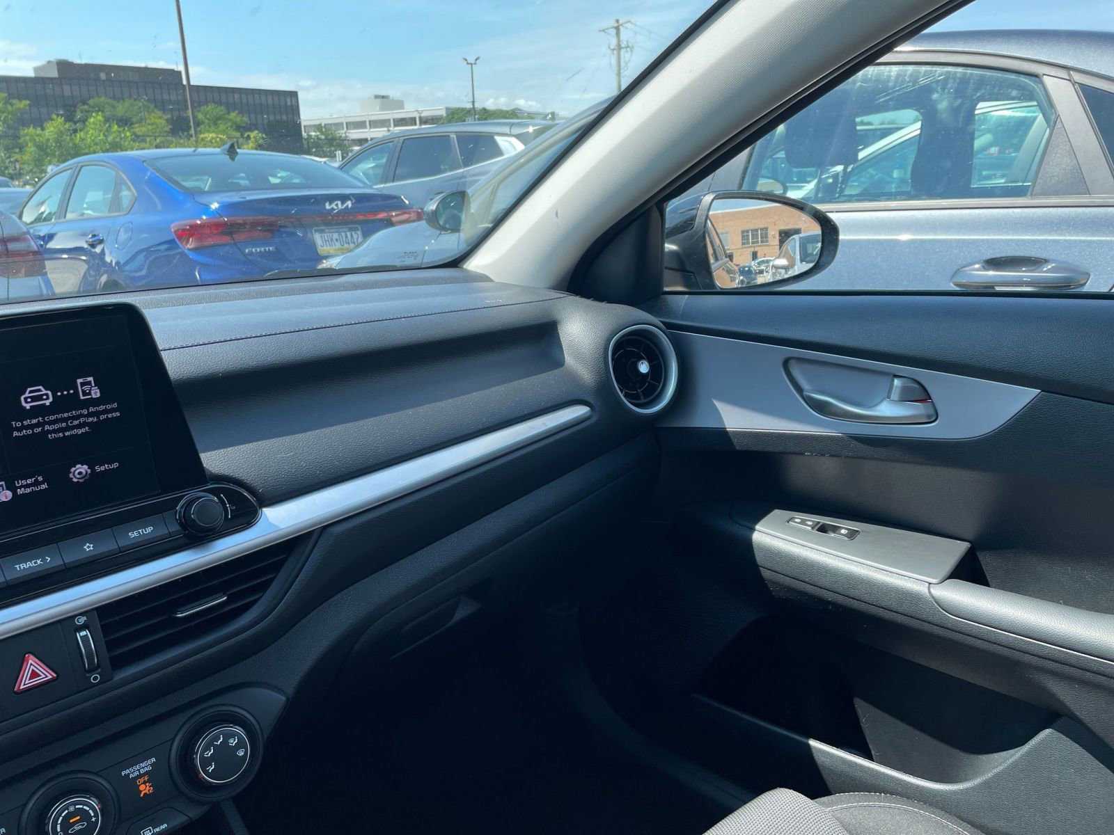 Thumbnail: 2024 Kia Forte - 34