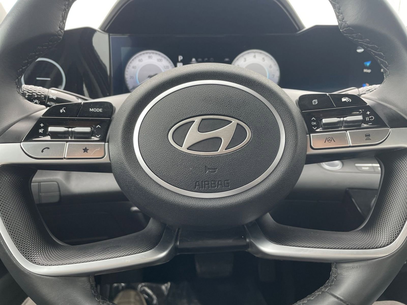 Thumbnail: 2025 Hyundai Elantra - 29