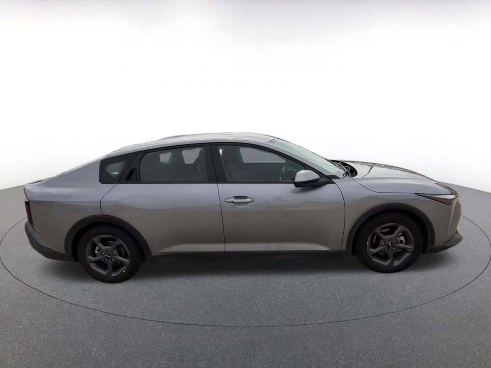 Thumbnail: 2025 Kia K4 - 16