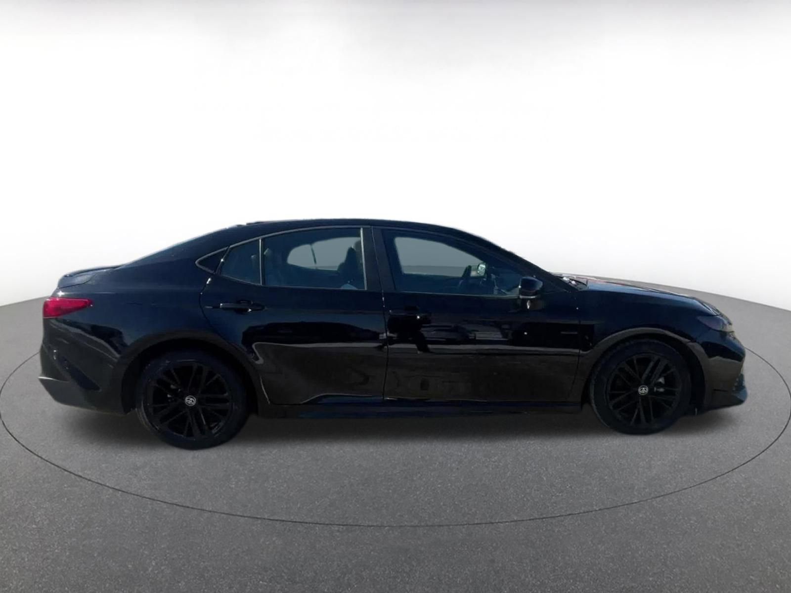 Thumbnail: 2025 Toyota Camry - 16