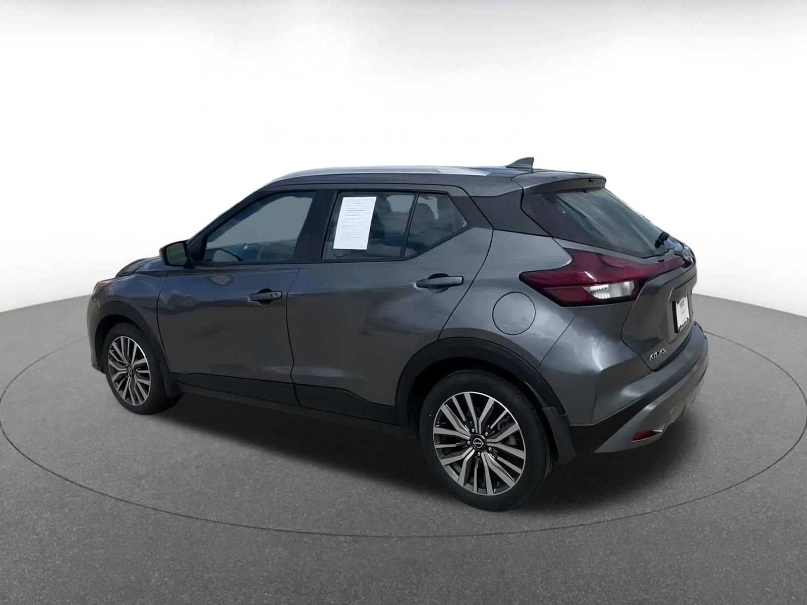 Thumbnail: 2024 Nissan Kicks - 10