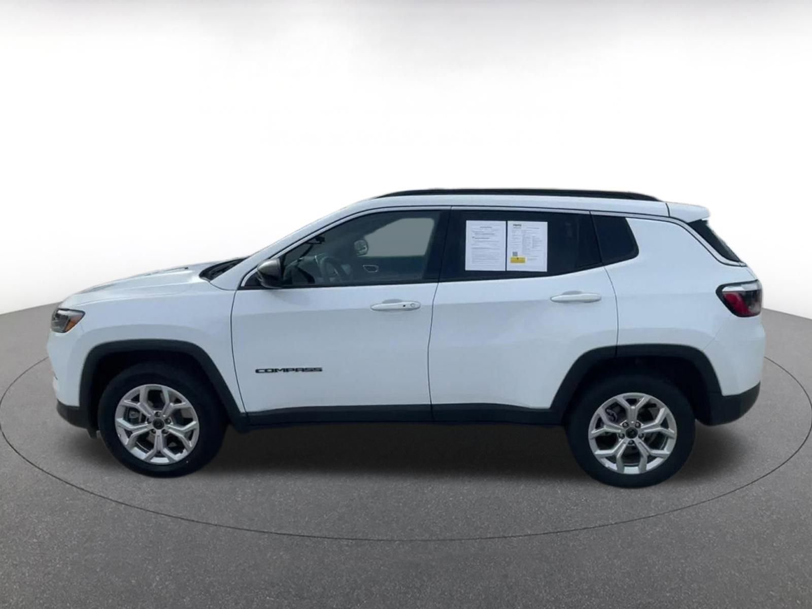 Thumbnail: 2025 Jeep Compass - 9