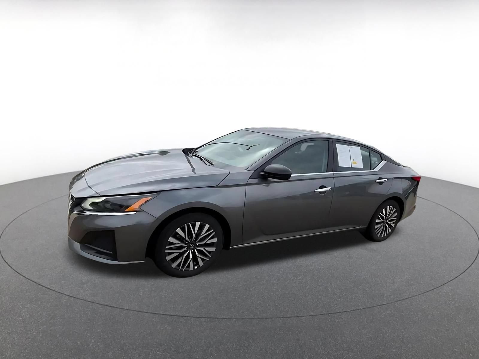 Thumbnail: 2025 Nissan Altima - 7