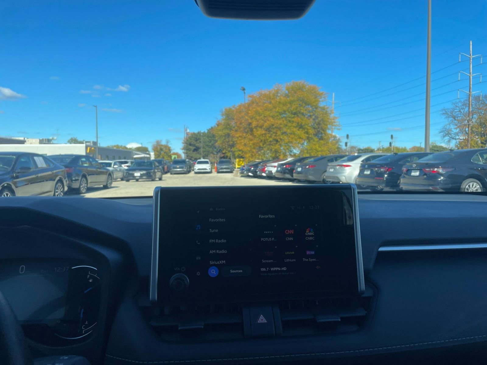 Thumbnail: 2025 Toyota RAV4 - 18