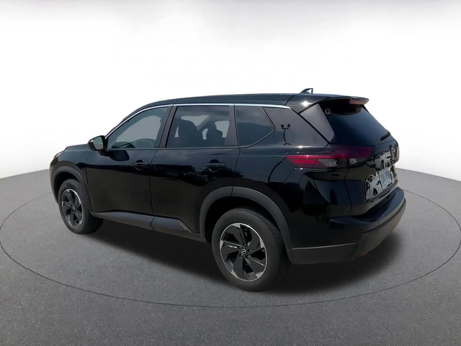 Thumbnail: 2024 Nissan Rogue - 10