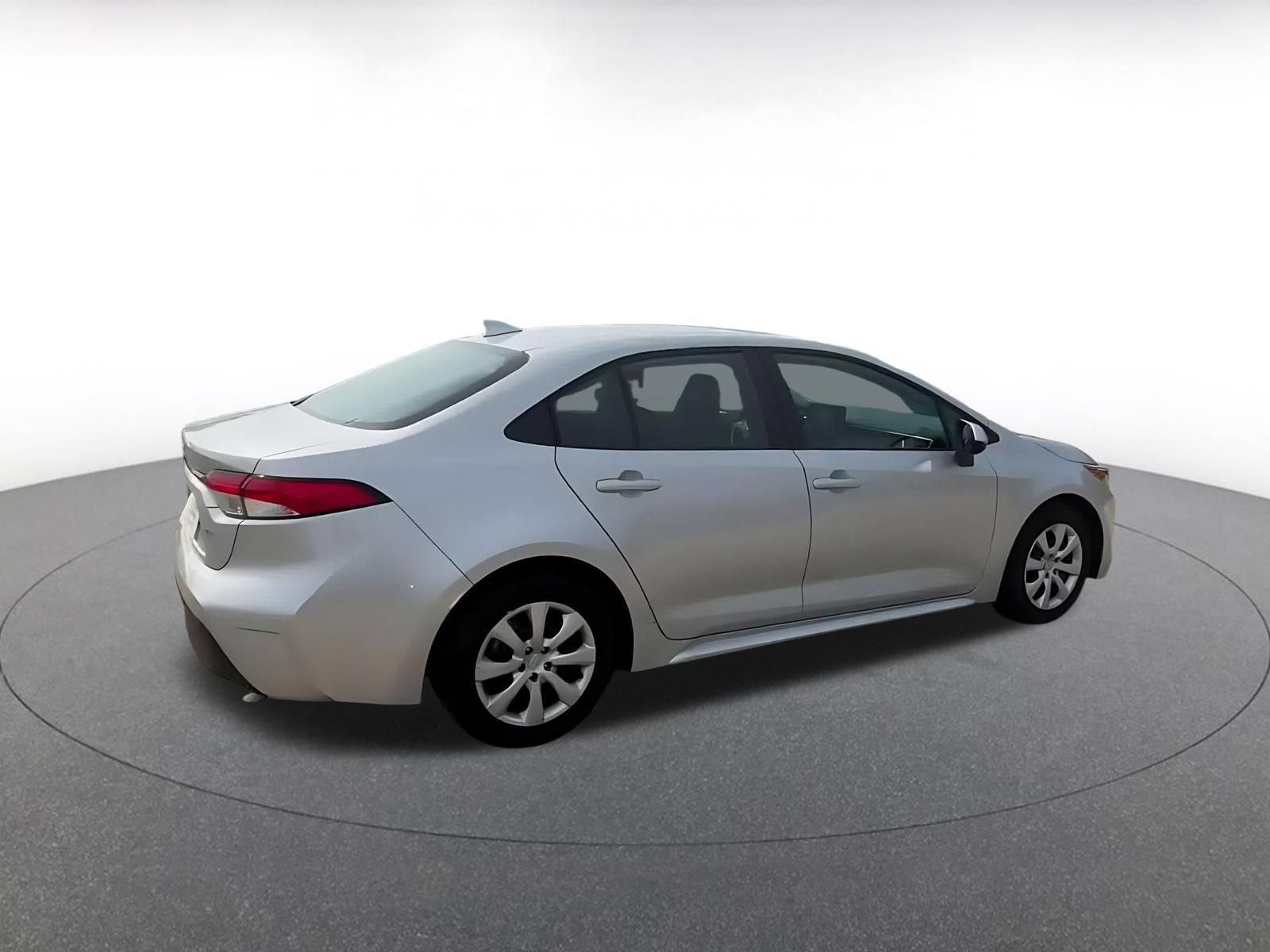 Thumbnail: 2025 Toyota Corolla - 14