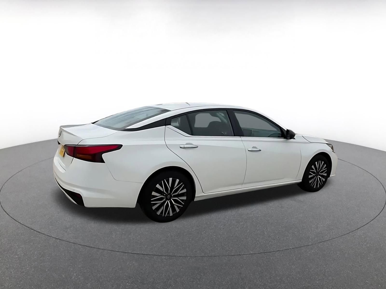 Thumbnail: 2025 Nissan Altima - 15