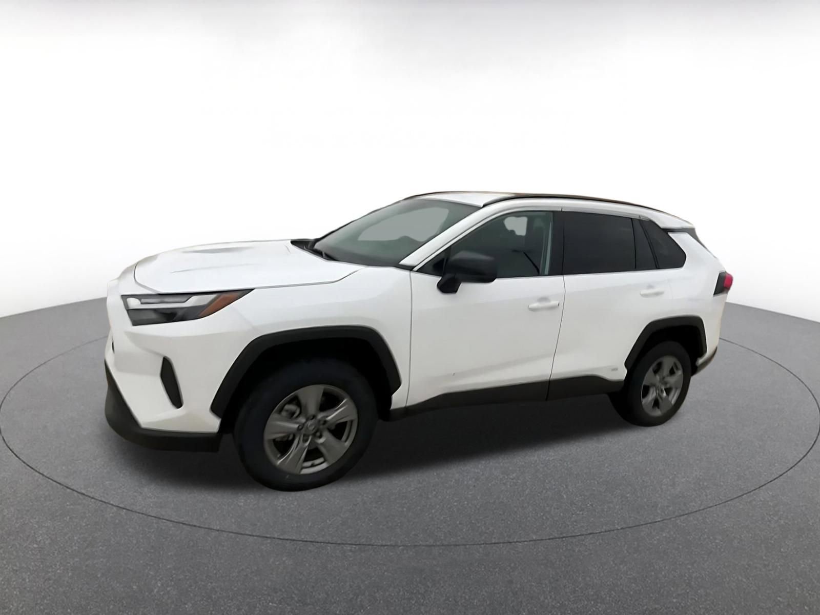 Thumbnail: 2025 Toyota RAV4 - 8