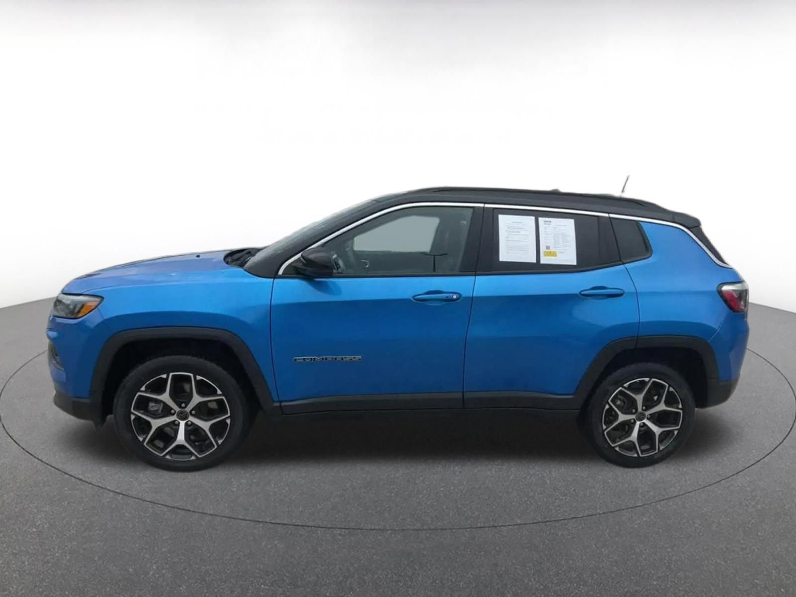 Thumbnail: 2025 Jeep Compass - 9